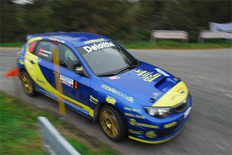 Dagen igennem lå Christian Jensen og Søren Tøndborg på en sikker andenplads i deres Subaru Impreza, men på tredjesidste hastighedsprøve kørte de af vejen.
